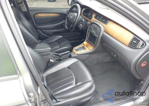 2007 Jaguar X-Type 3.0 from USA, damaged, VIN SAJWA51A67WJ25007